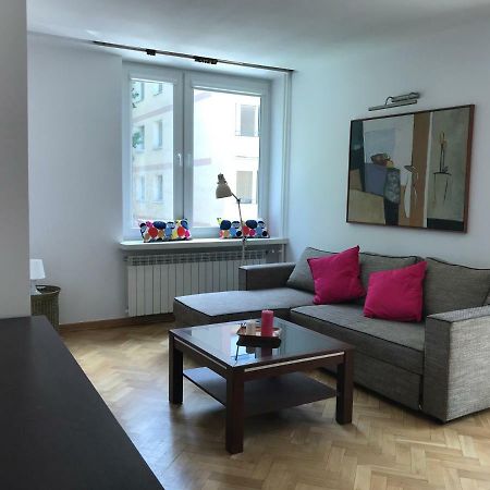 Nina Na Bielanskiej Varsavia Esterno foto